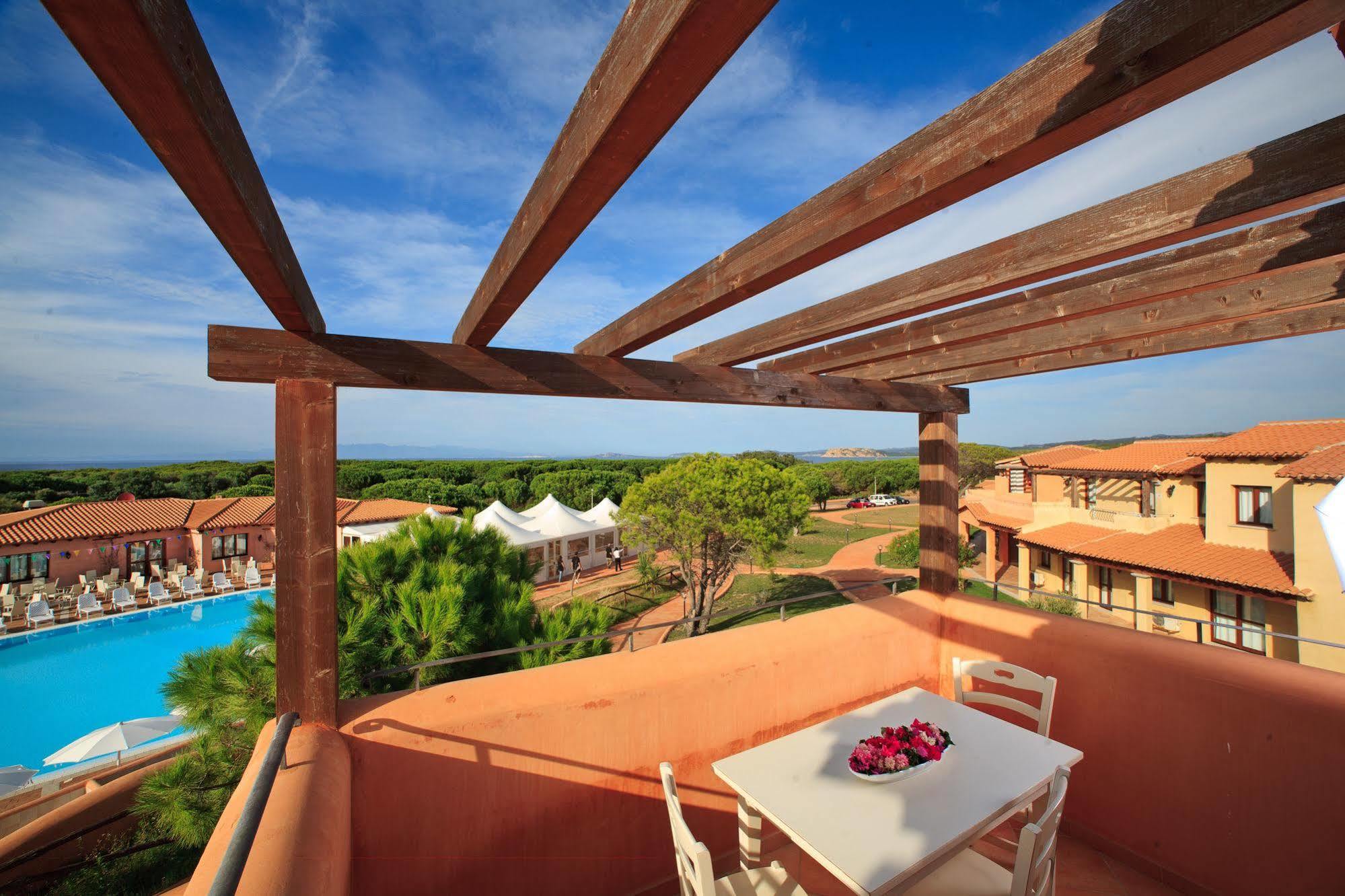 Borgo Dei Pescatori Hotel อาเญ็นตู ภายนอก รูปภาพ