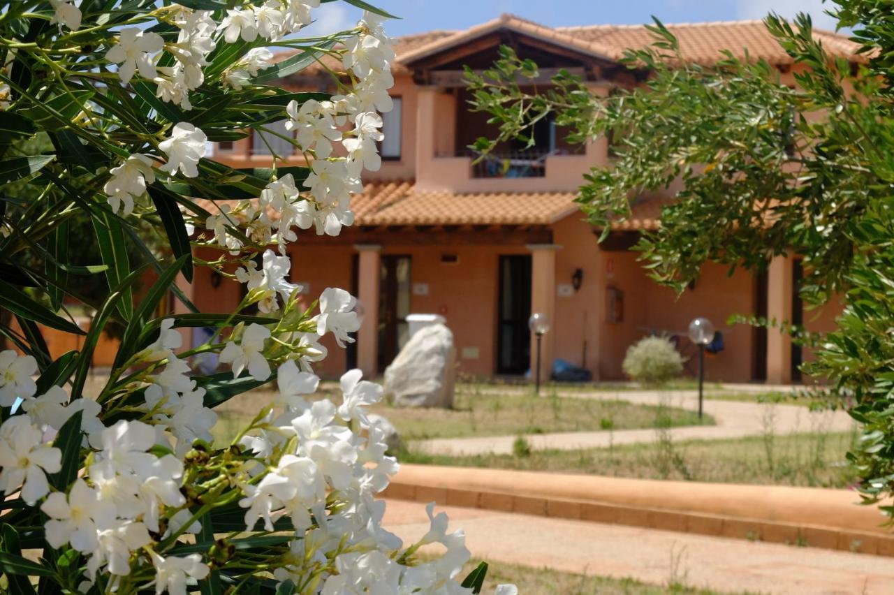 Borgo Dei Pescatori Hotel อาเญ็นตู ภายนอก รูปภาพ